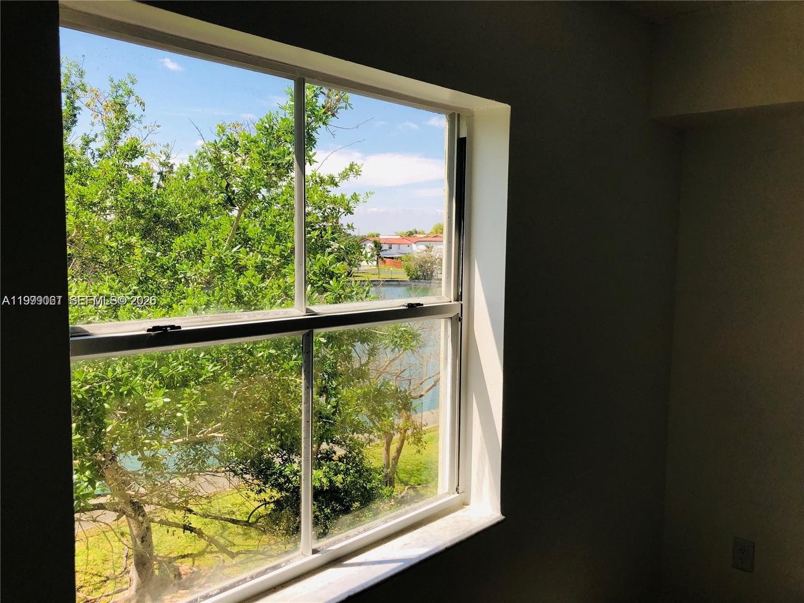 8260 210th St 210 photo 16