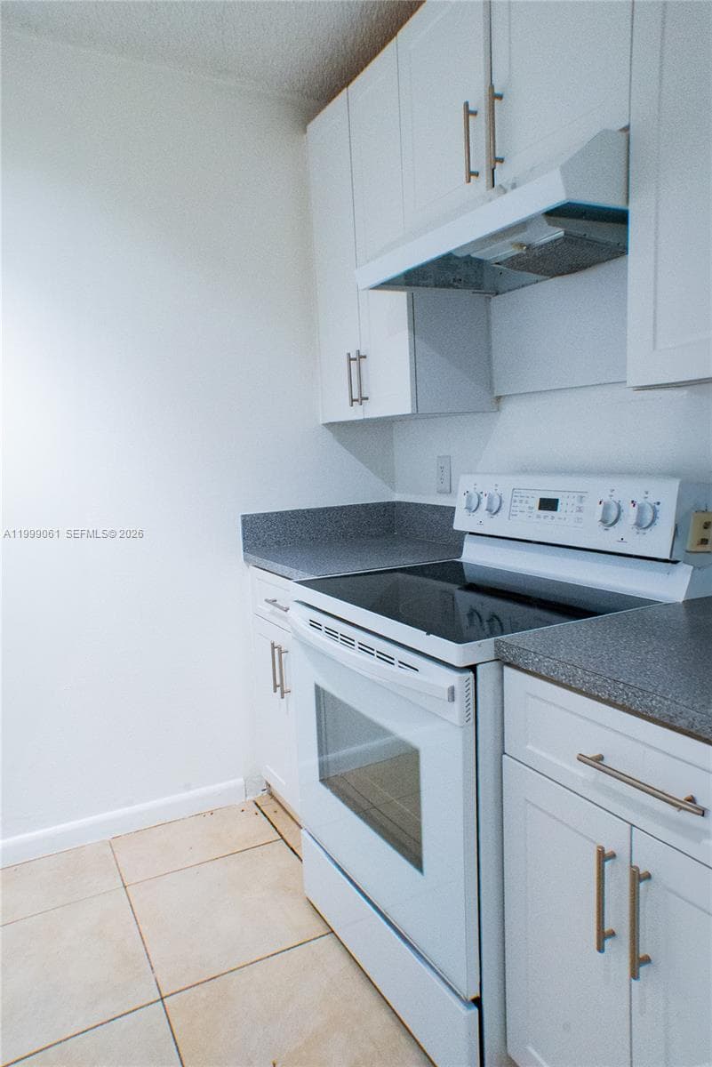 8260 210th St 210 photo 9