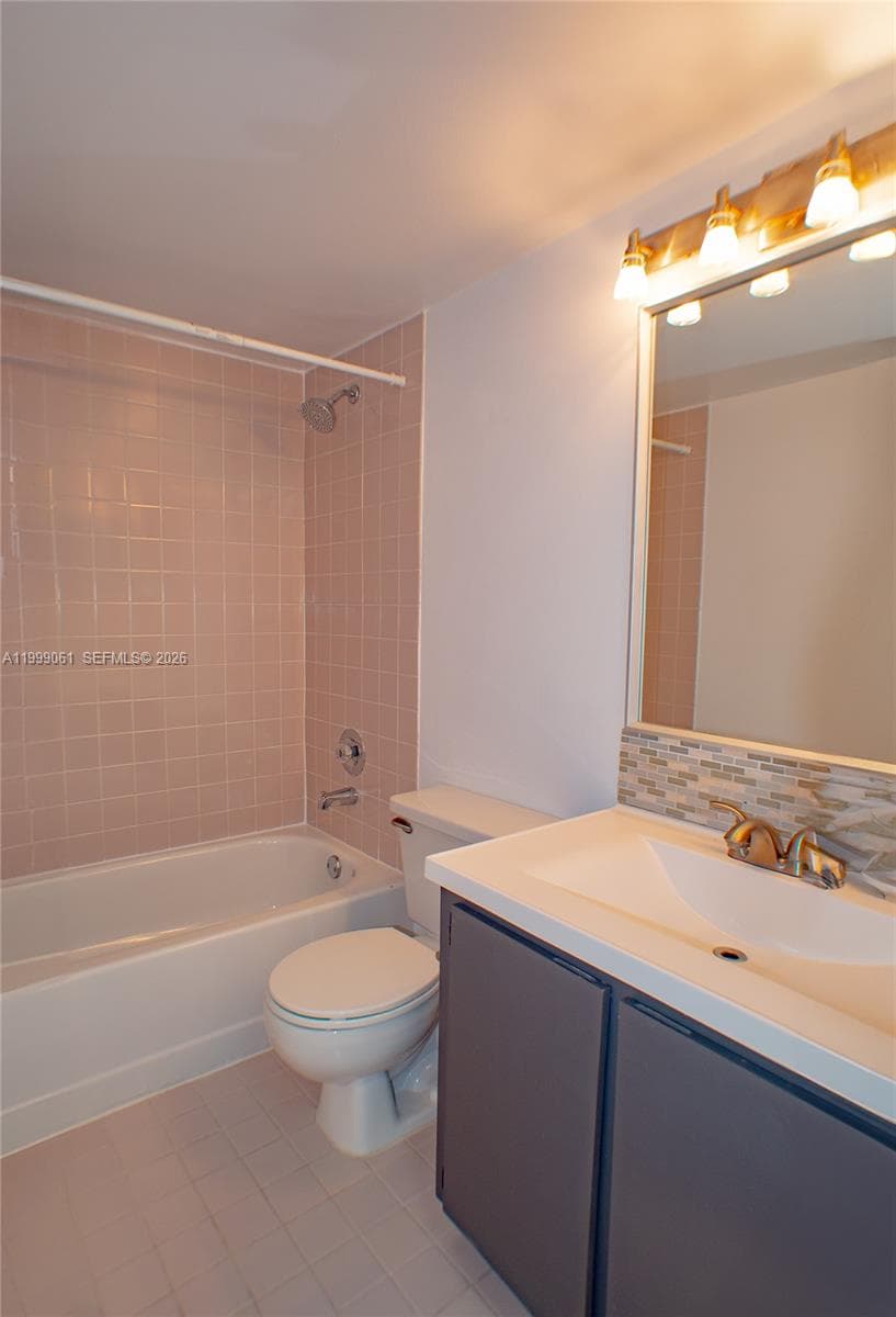 8260 210th St 210 photo 14