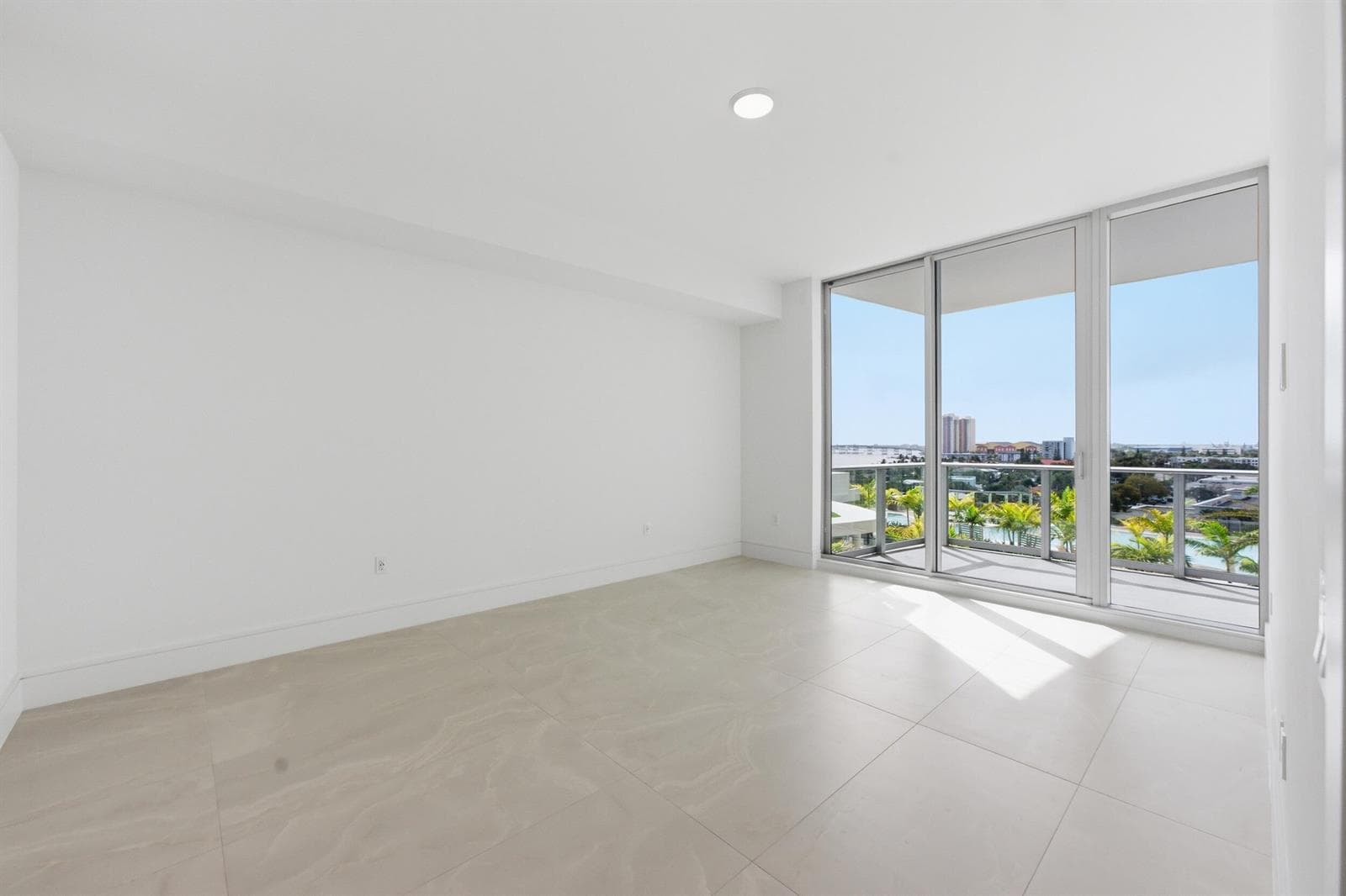 220 Lake Shore Drive 811 photo 9
