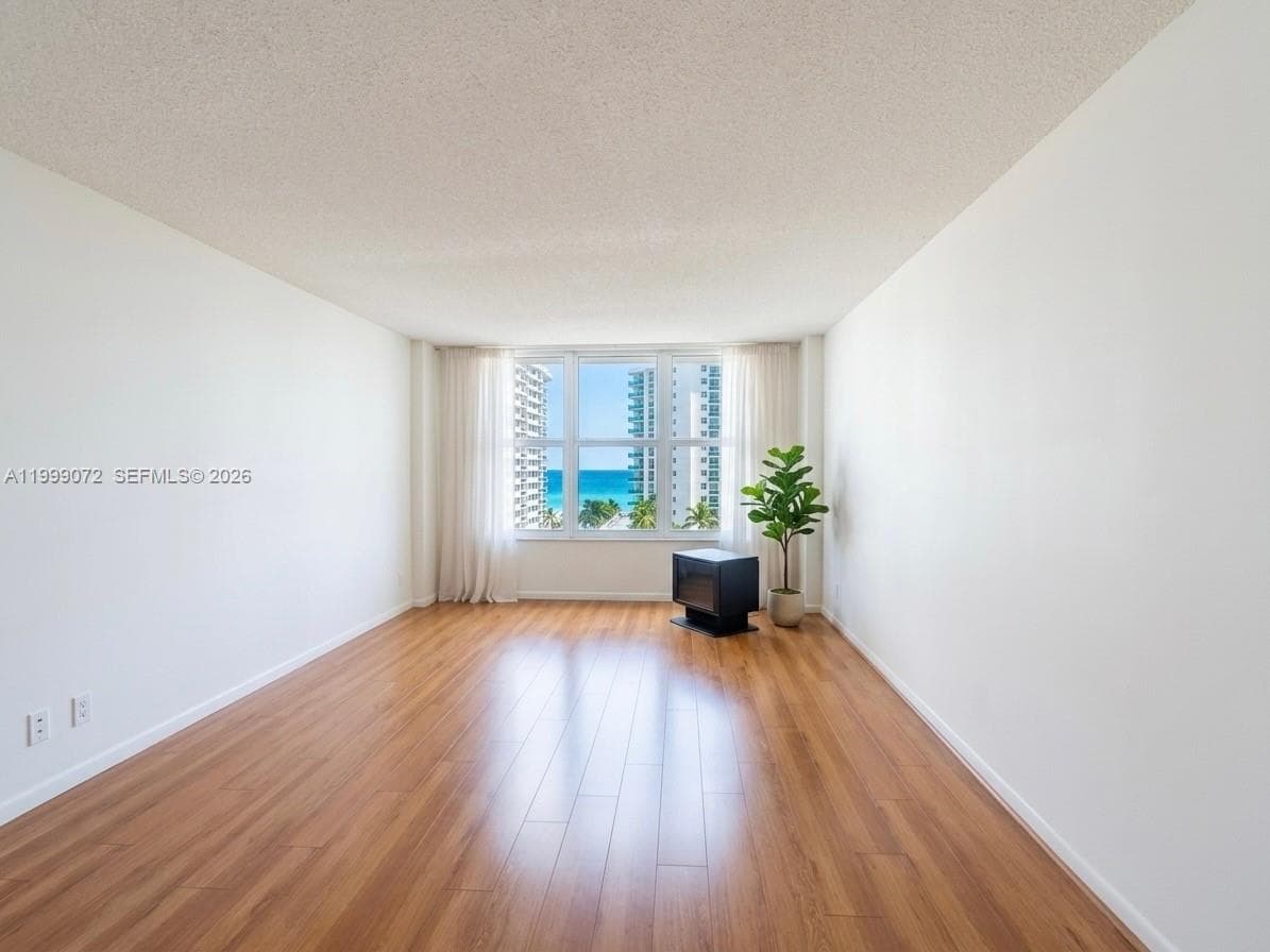 3800 Ocean Dr 719 photo 7