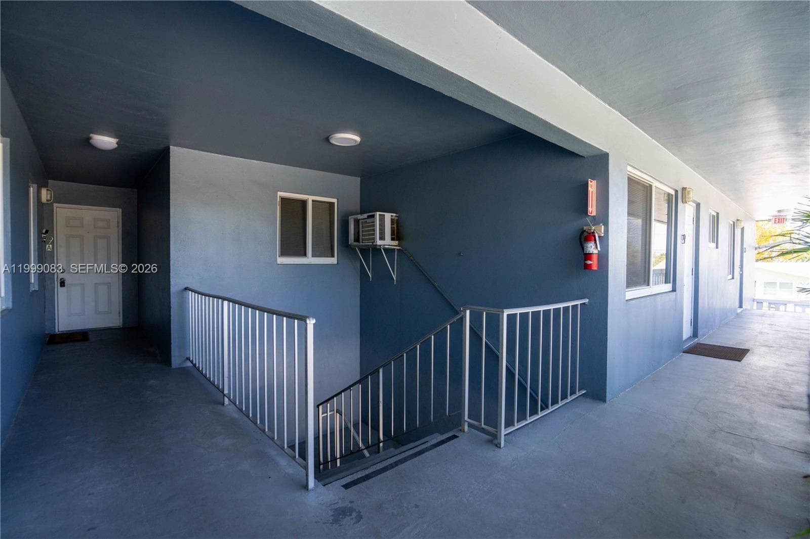 3049 9th Ave 7 photo 17