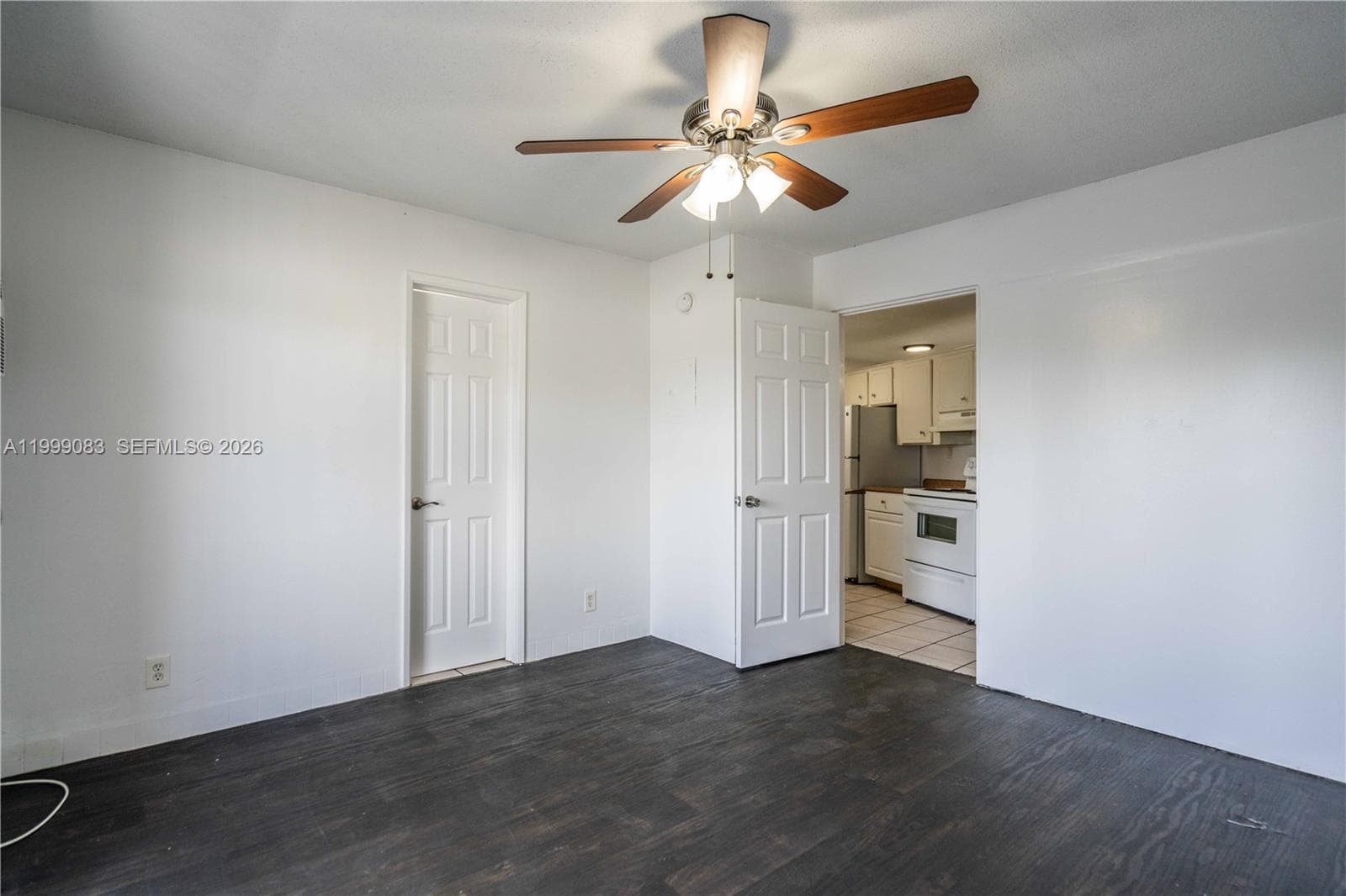 3049 9th Ave 7 photo 12