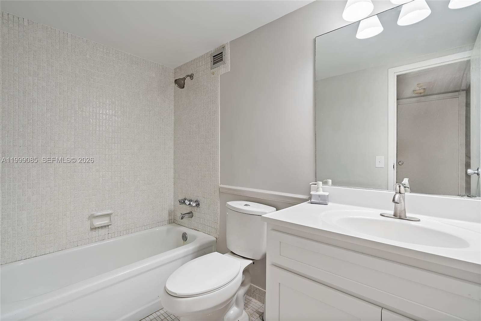 701 Three Islands Blvd 316 photo 16