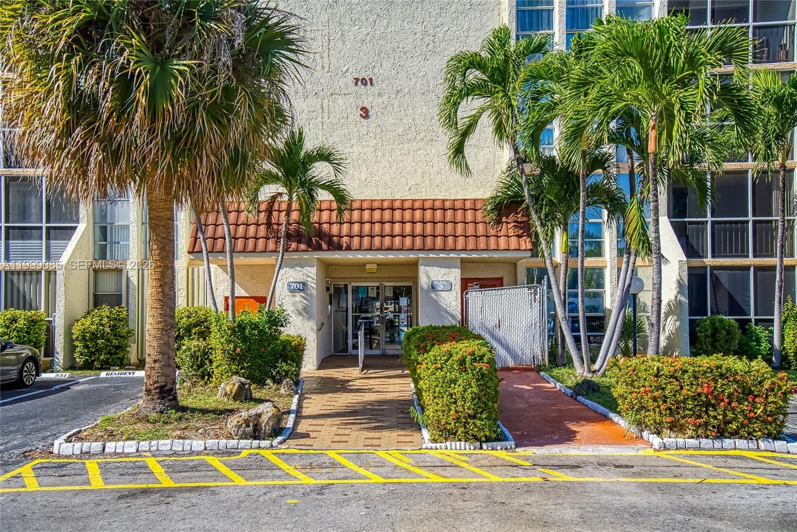 701 Three Islands Blvd 316 photo 24