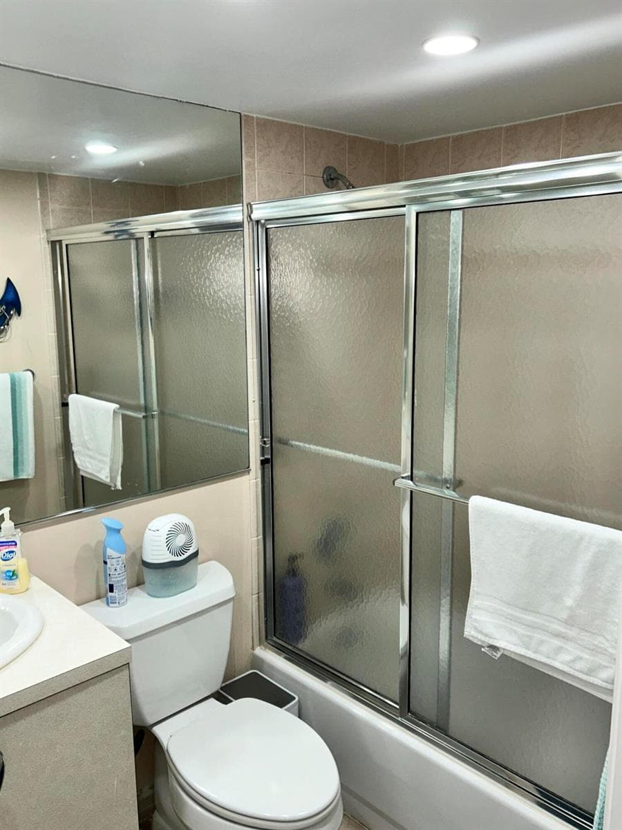 1391 S Ocean Boulevard photo 13