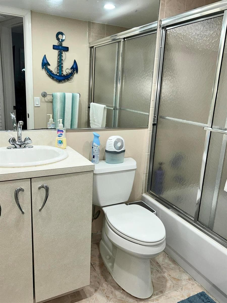 1391 S Ocean Boulevard photo 17