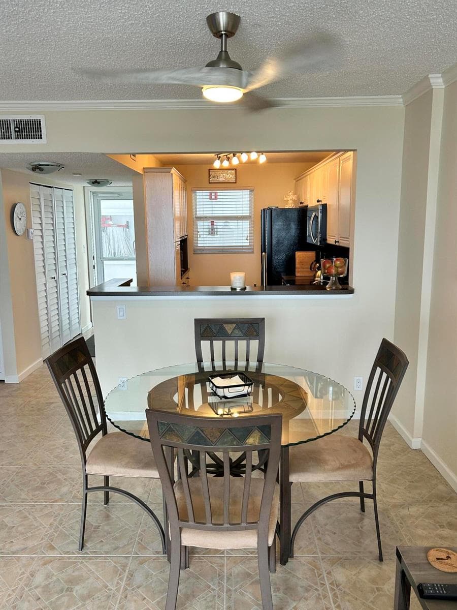 1391 S Ocean Boulevard photo 4