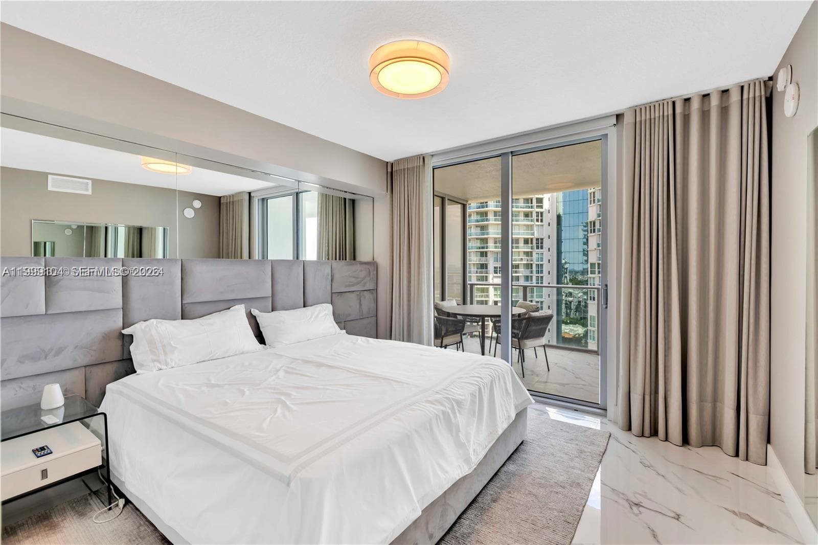 300 Sunny Isles Blvd 4-2006 photo 24