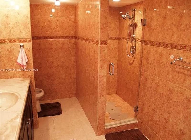 1865 Ocean Dr 2B photo 10