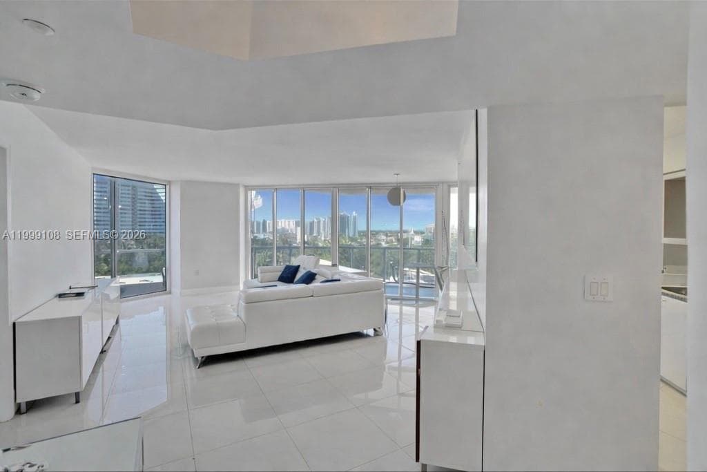 7330 Ocean Ter 8-C photo 3