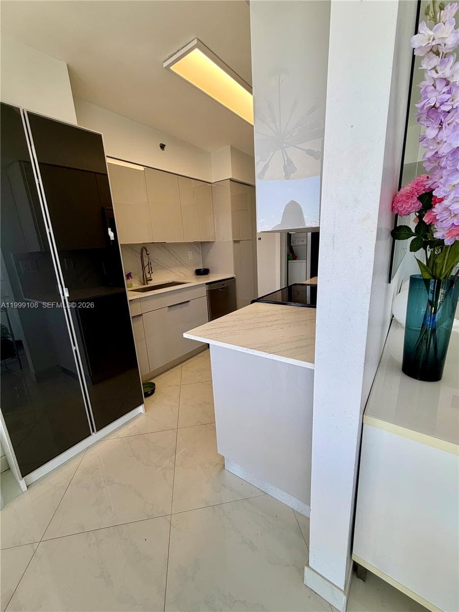 7330 Ocean Ter 8-C photo 10