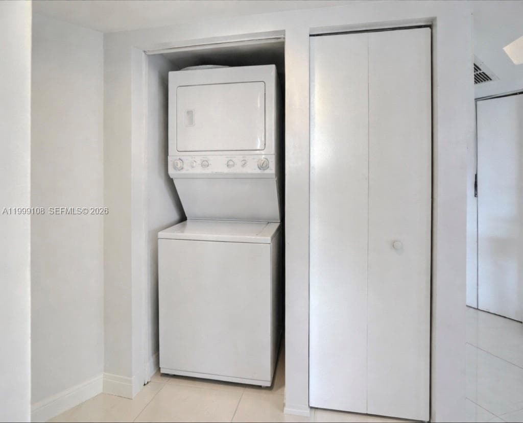 7330 Ocean Ter 8-C photo 14