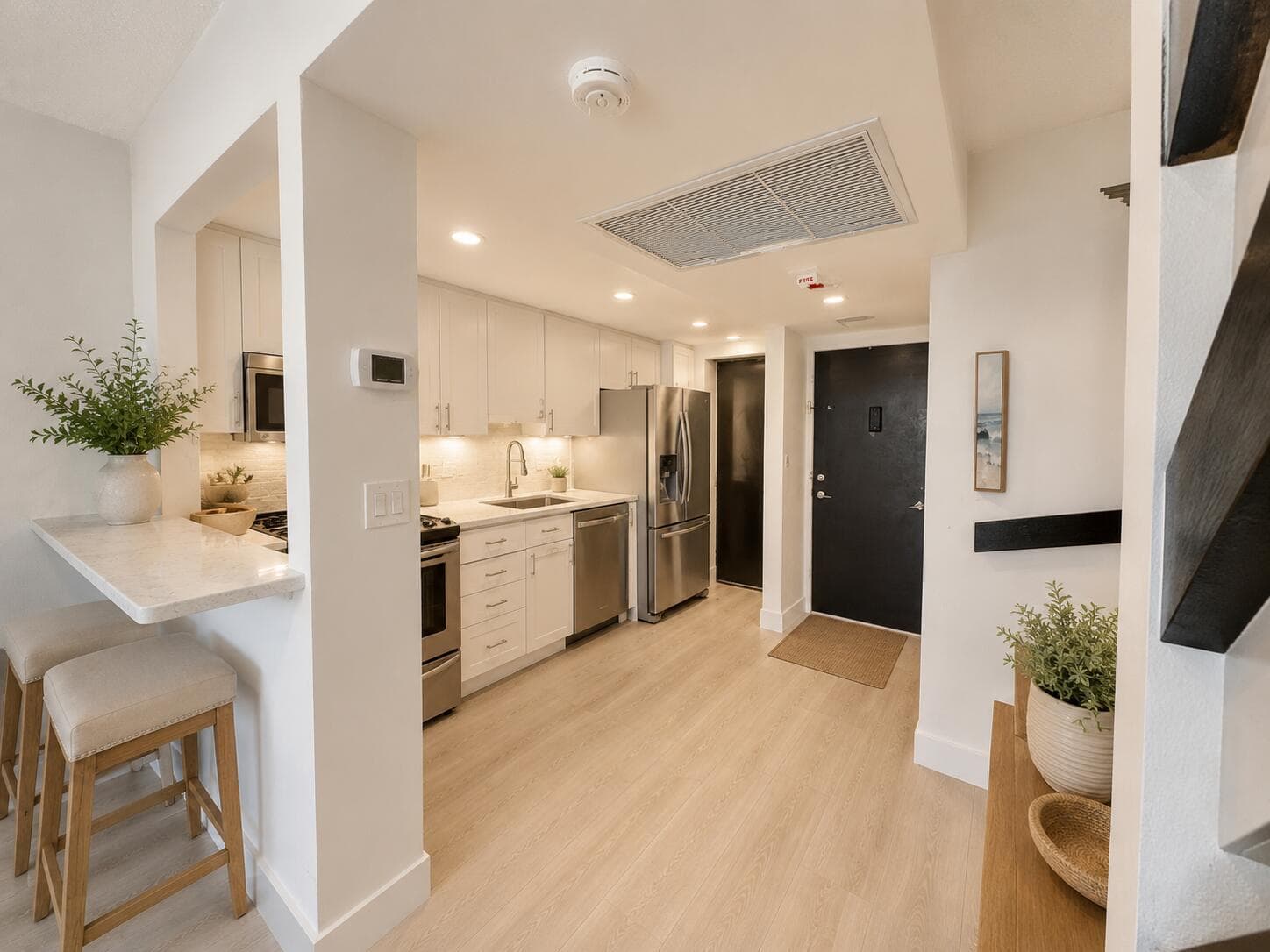 5401 Collins Avenue Apt 144 photo 15
