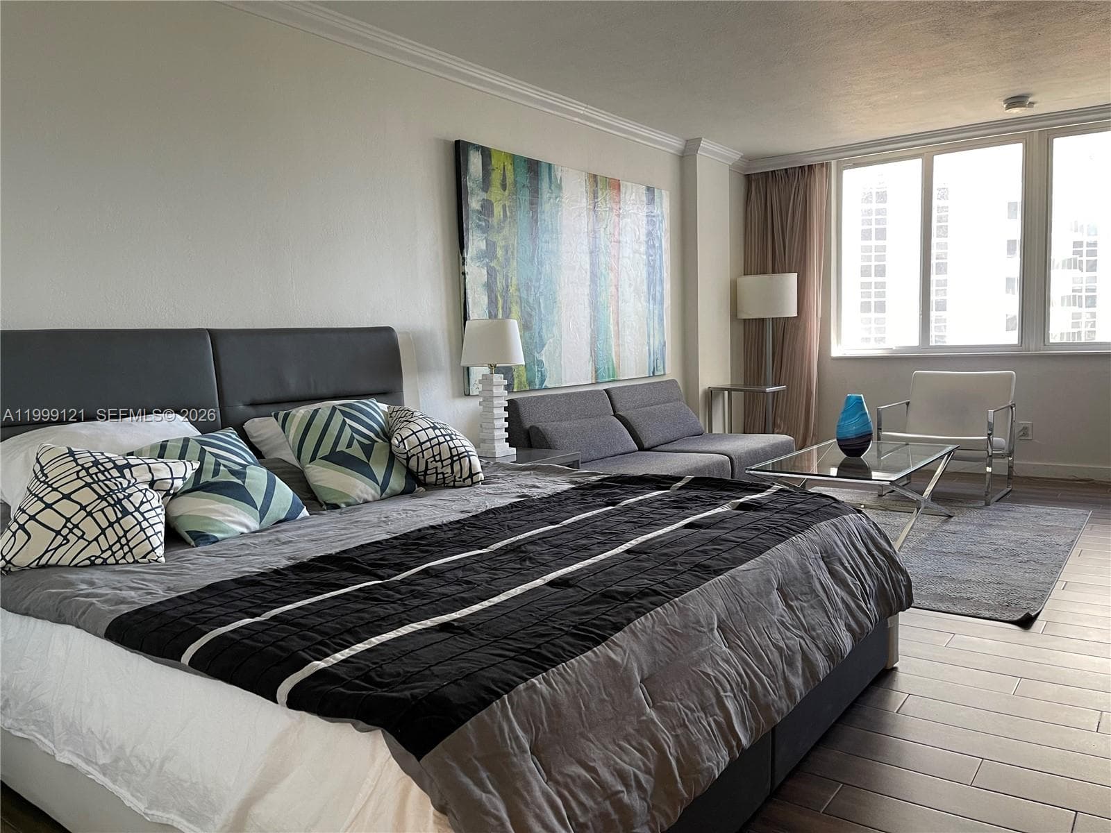 19201 Collins Ave 504 photo 11