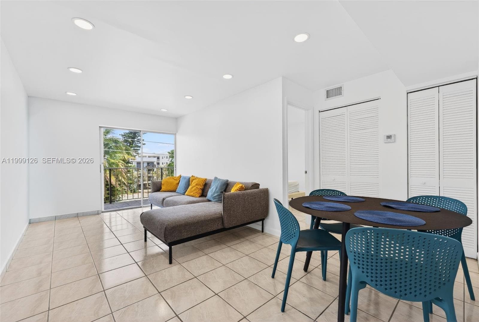 8250 Byron Ave 404 photo 1