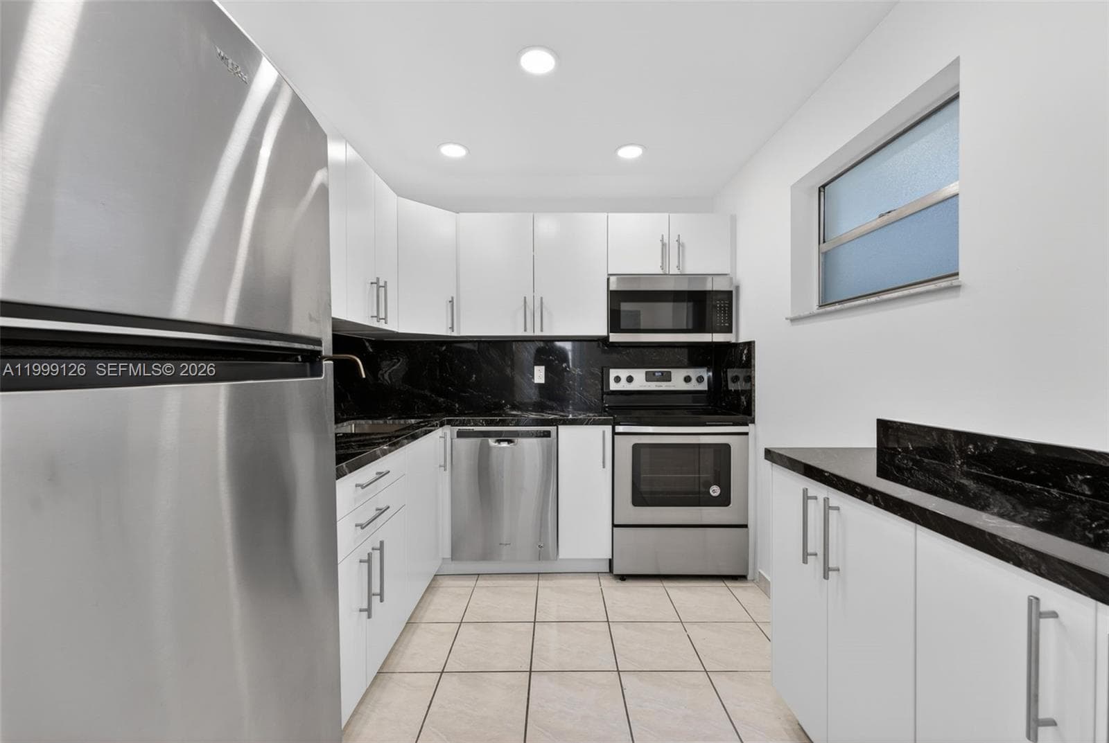 8250 Byron Ave 404 photo 5