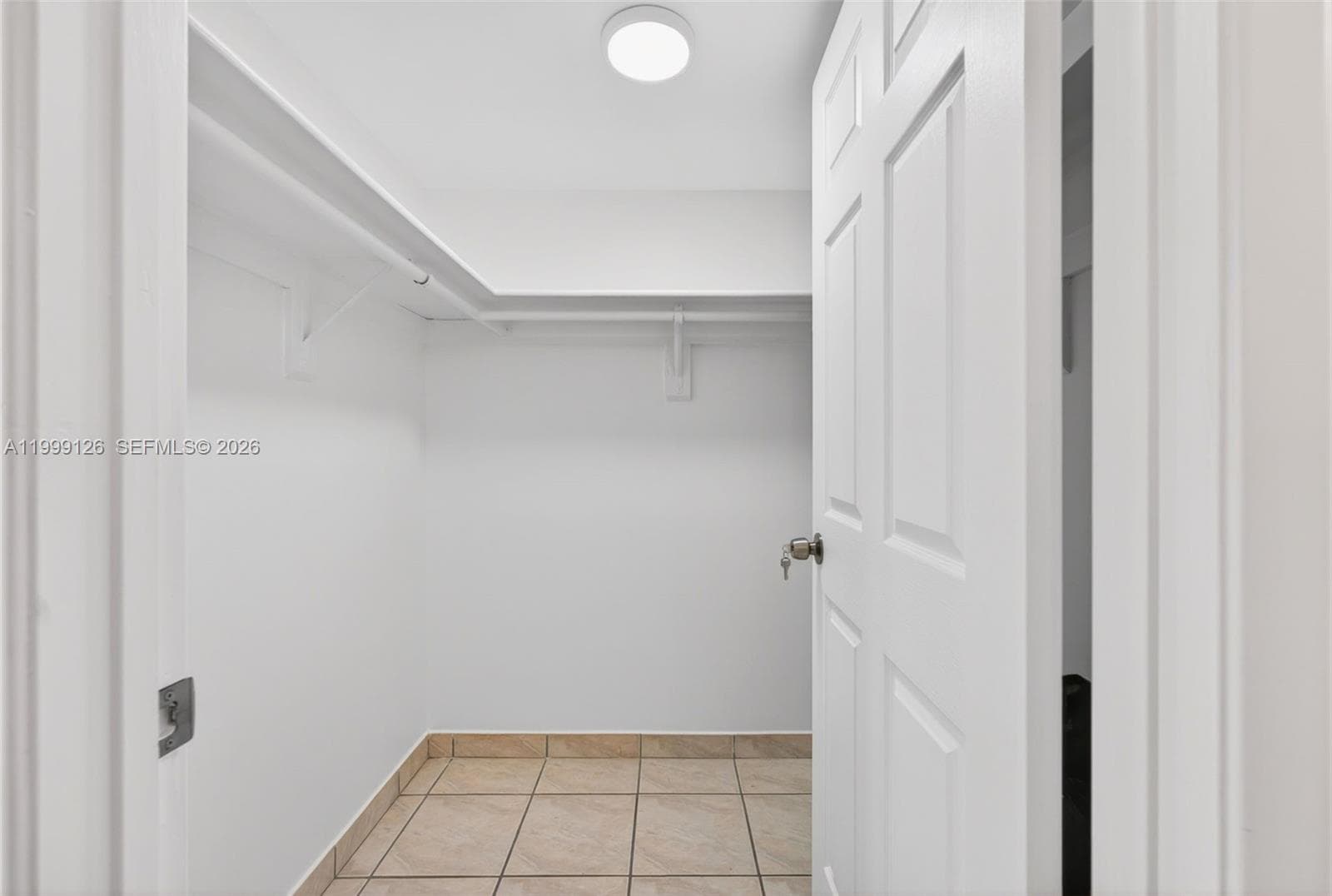 8250 Byron Ave 404 photo 9