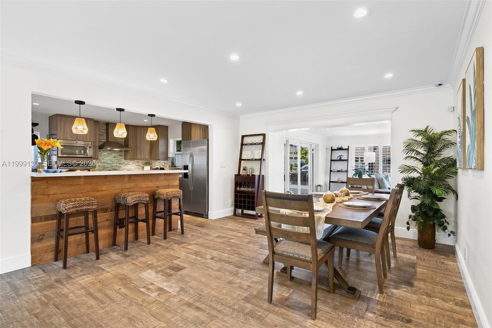 2255 10th Ct photo 4