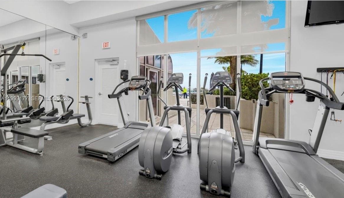 6917 Collins Ave 1611 photo 18