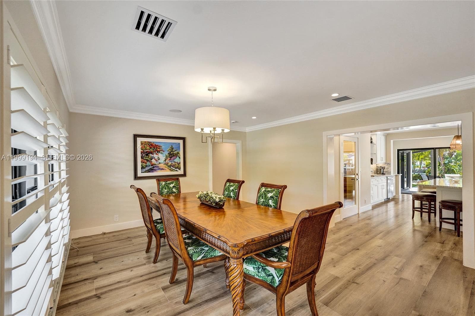 2832 26th St photo 6