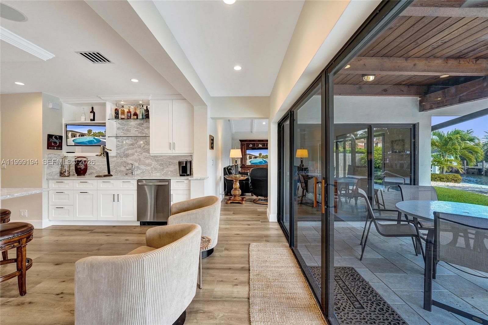 2832 26th St photo 12