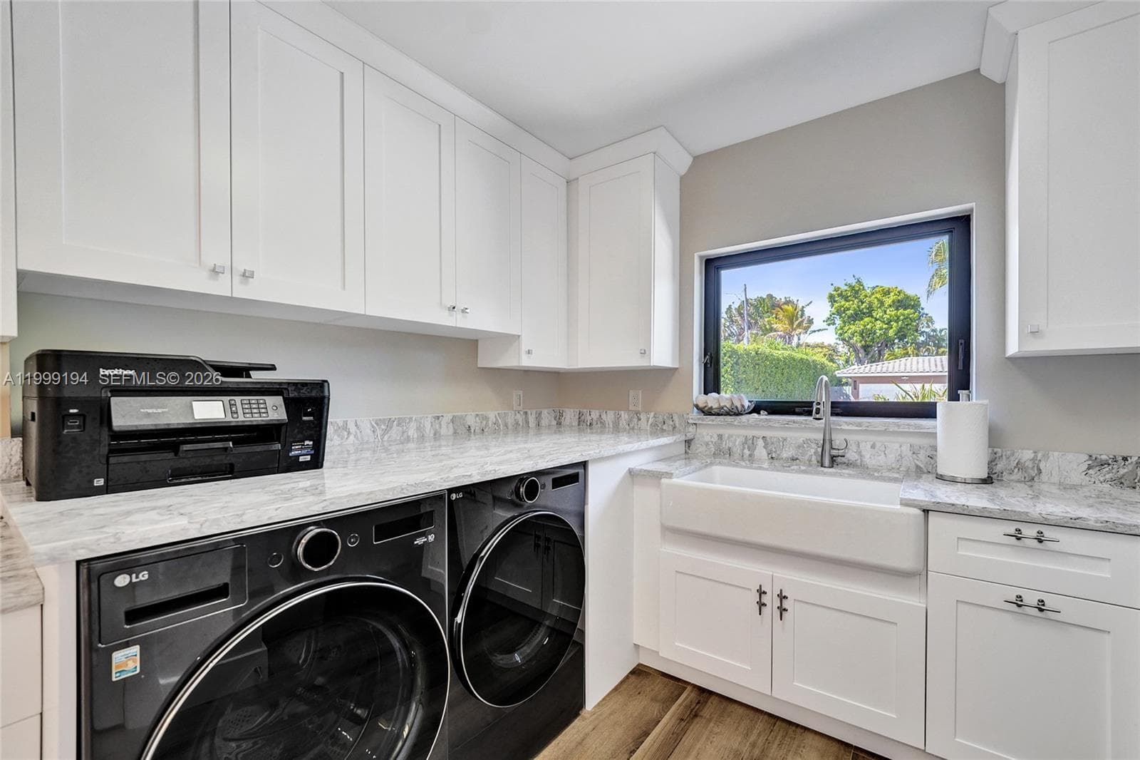 2832 26th St photo 24