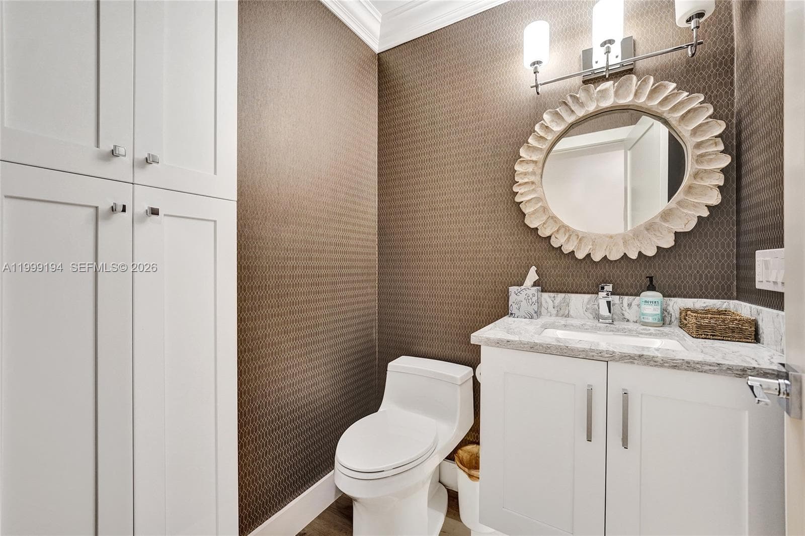 2832 26th St photo 18