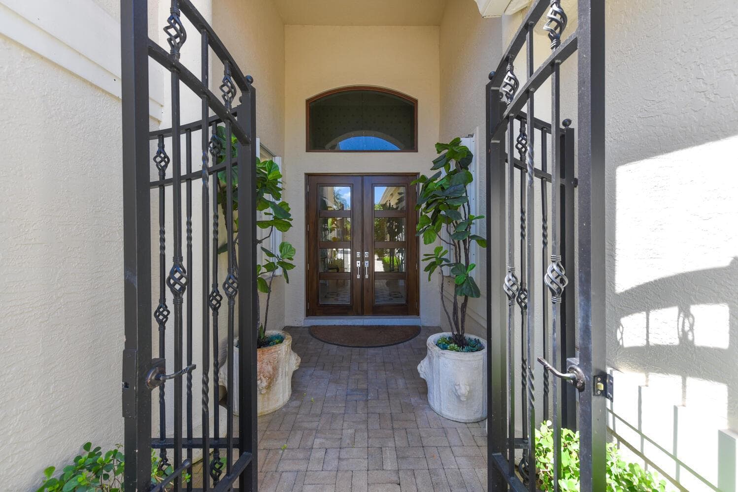 14284 Stroller Way photo 3
