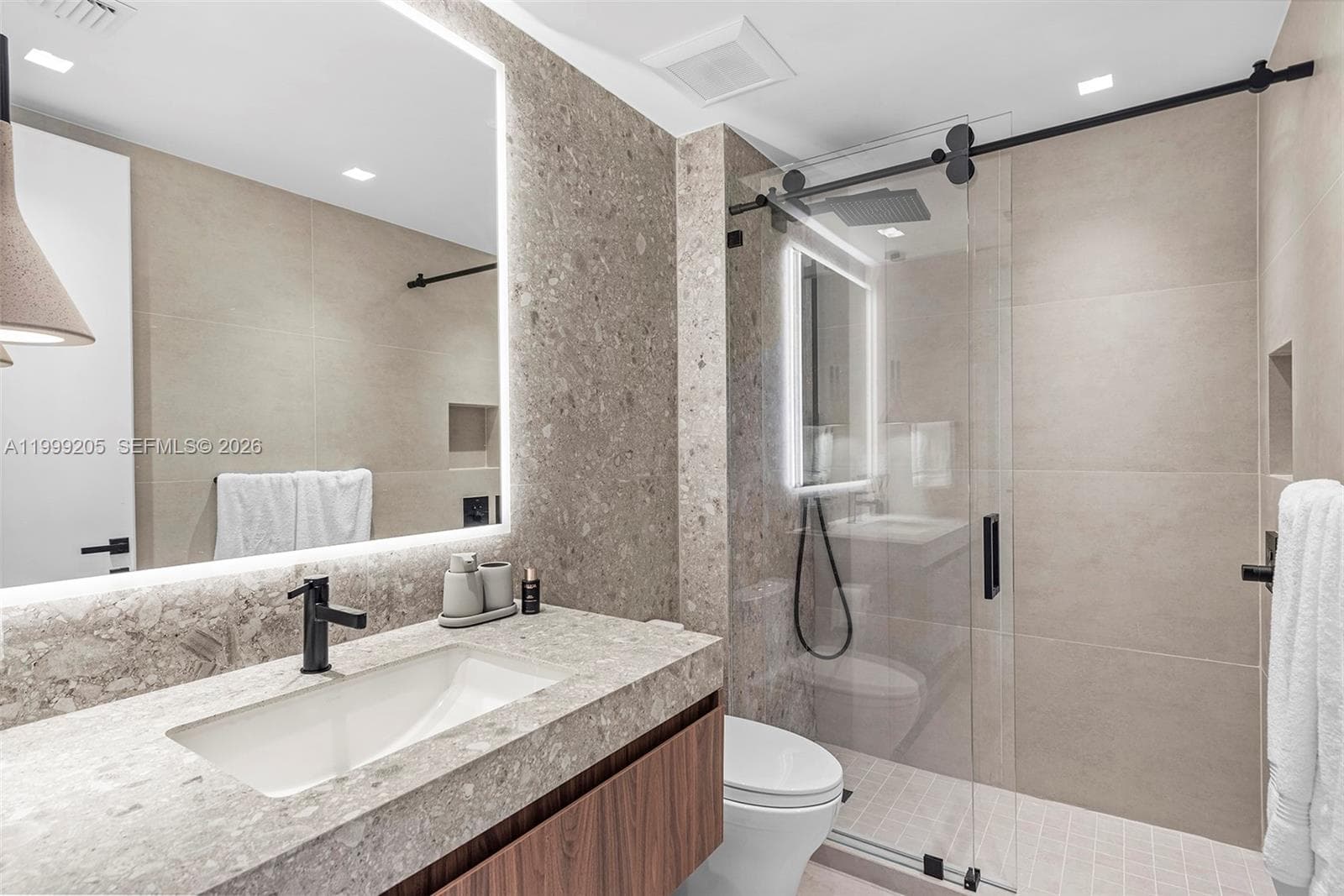 400 Sunny Isles Blvd PH-03 photo 15