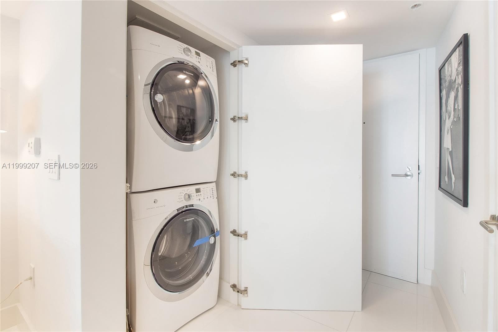 6620 Indian Creek Dr 516 photo 11