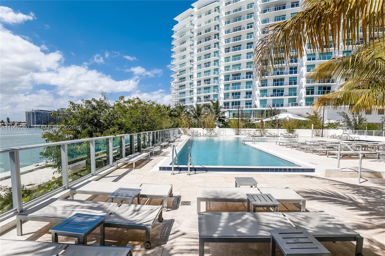 6620 Indian Creek Dr 516 photo 19