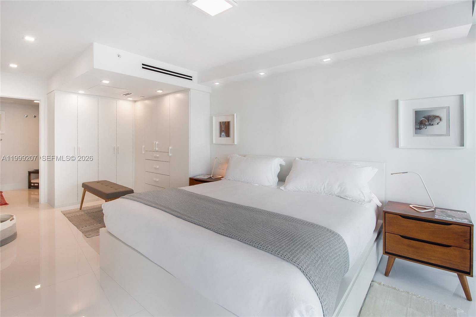 6620 Indian Creek Dr 516 photo 8