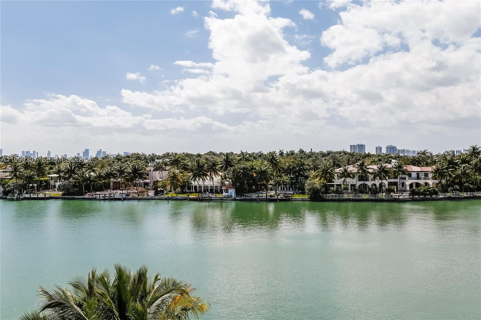 6620 Indian Creek Dr 516 photo 21