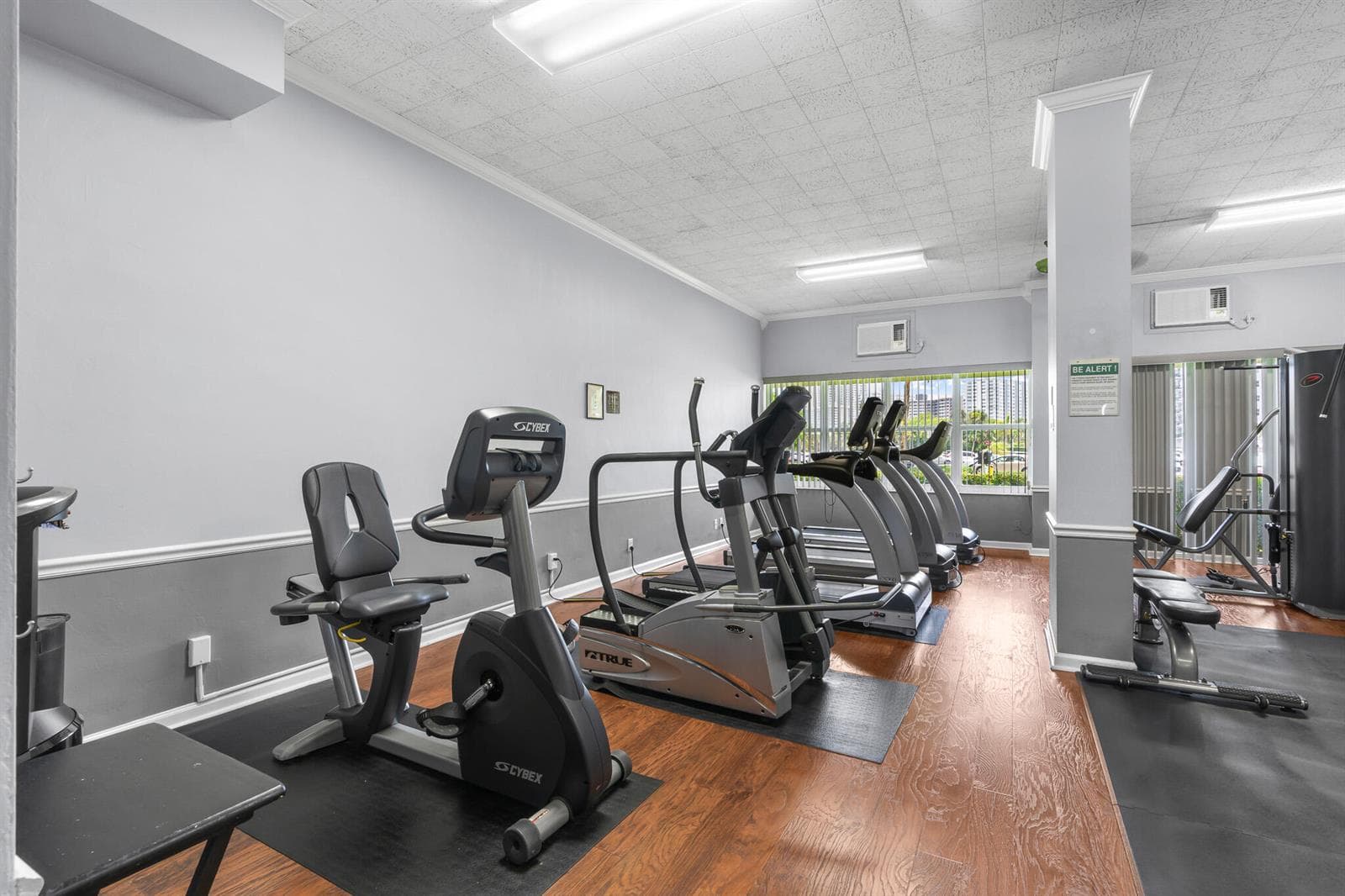 3200 NE 36 Street NE 512a photo 21