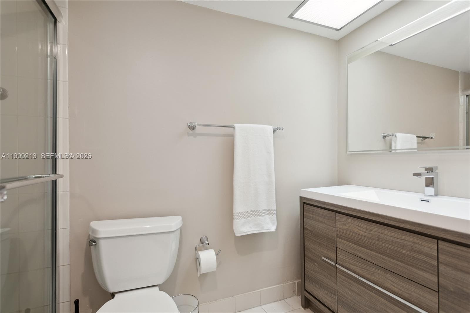 250 174th St 605 photo 9