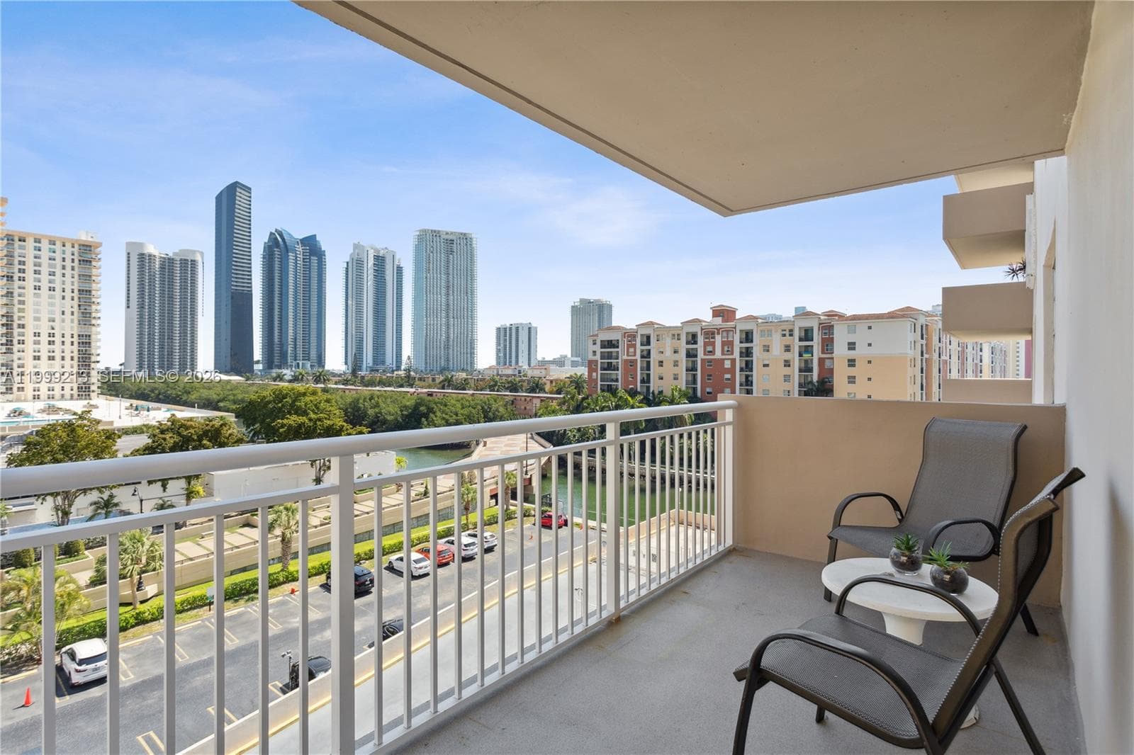 250 174th St 605 photo 10