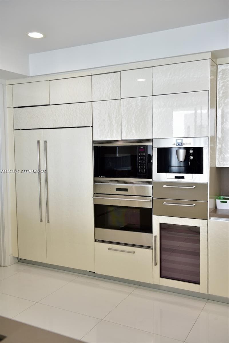 17475 Collins Ave 2802 photo 12