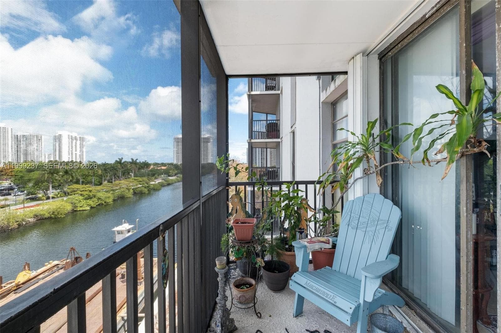 3475 N Country Club Dr 619 photo 11