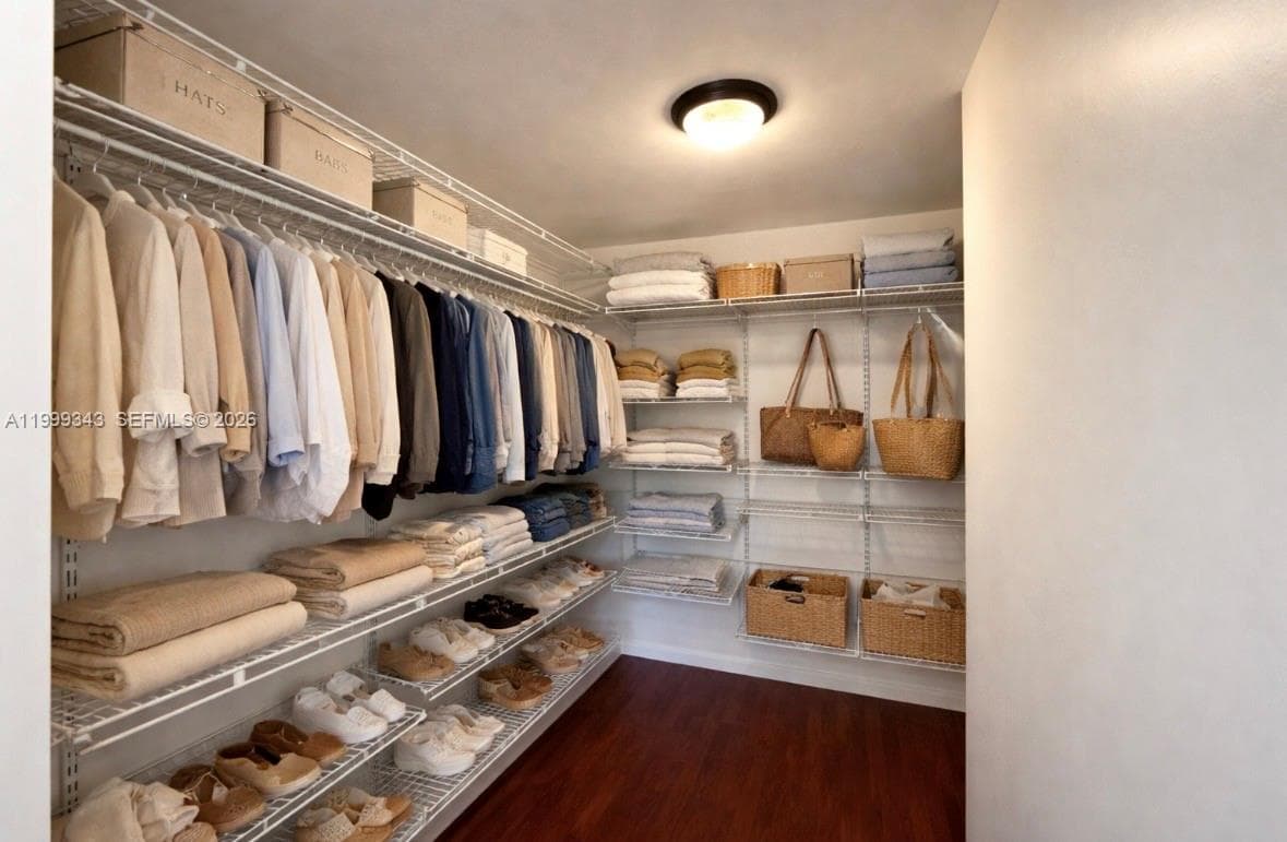 300 Diplomat Pkwy 505 photo 6