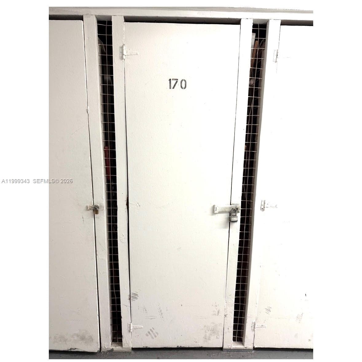 300 Diplomat Pkwy 505 photo 8