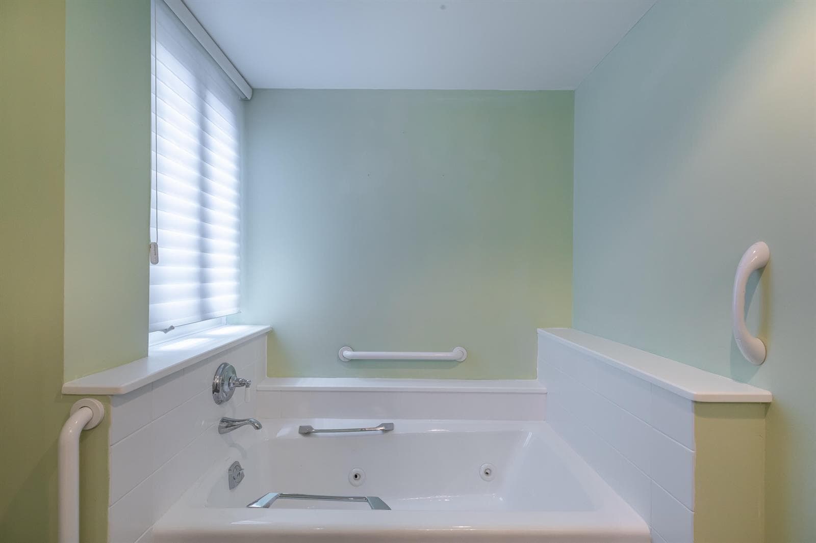 120 SE 5th Avenue Apt 128 photo 24