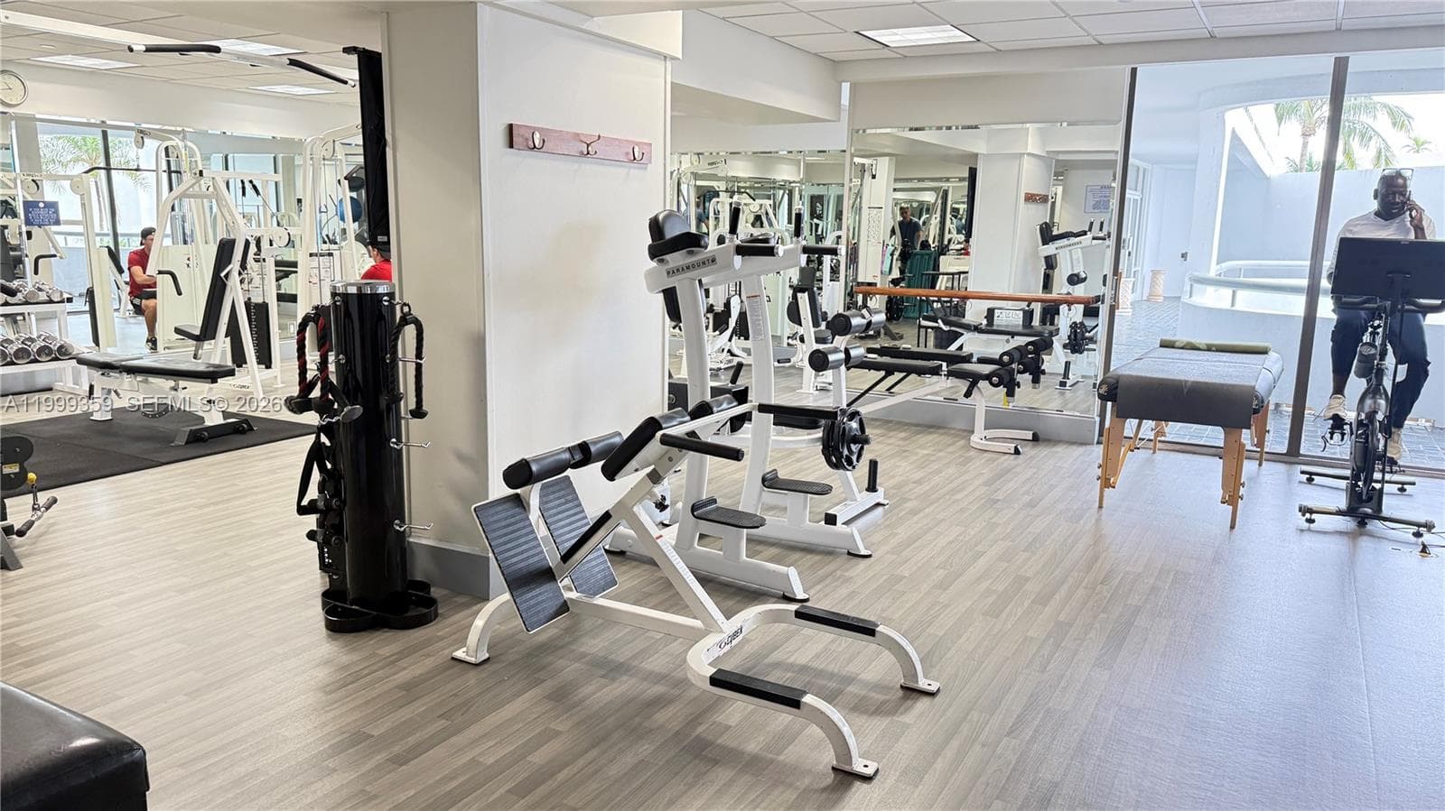 19707 Turnberry Way 18K photo 2