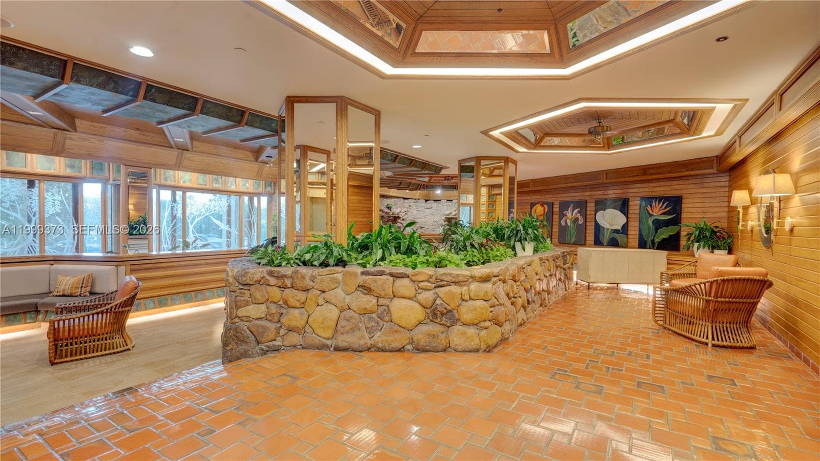 4000 Towerside Ter 908 photo 3