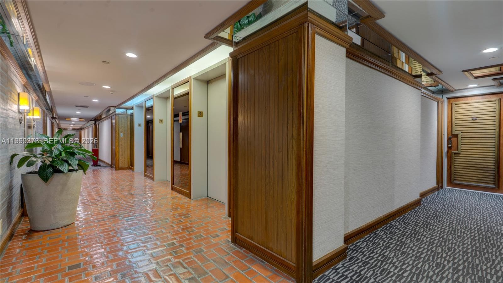 4000 Towerside Ter 908 photo 5