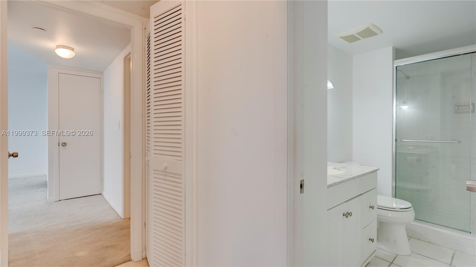 4000 Towerside Ter 908 photo 21