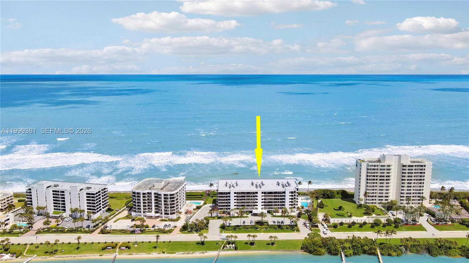 19750 Beach Rd 4040 photo 1