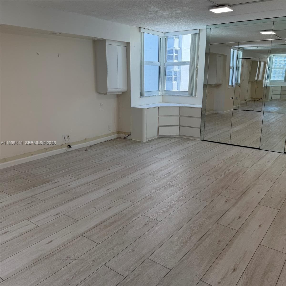 1880 Ocean Dr TS706 photo 6