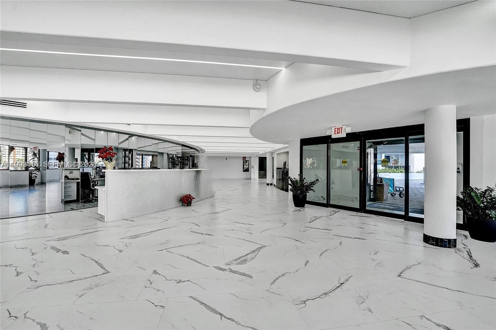 1880 Ocean Dr TS706 photo 14