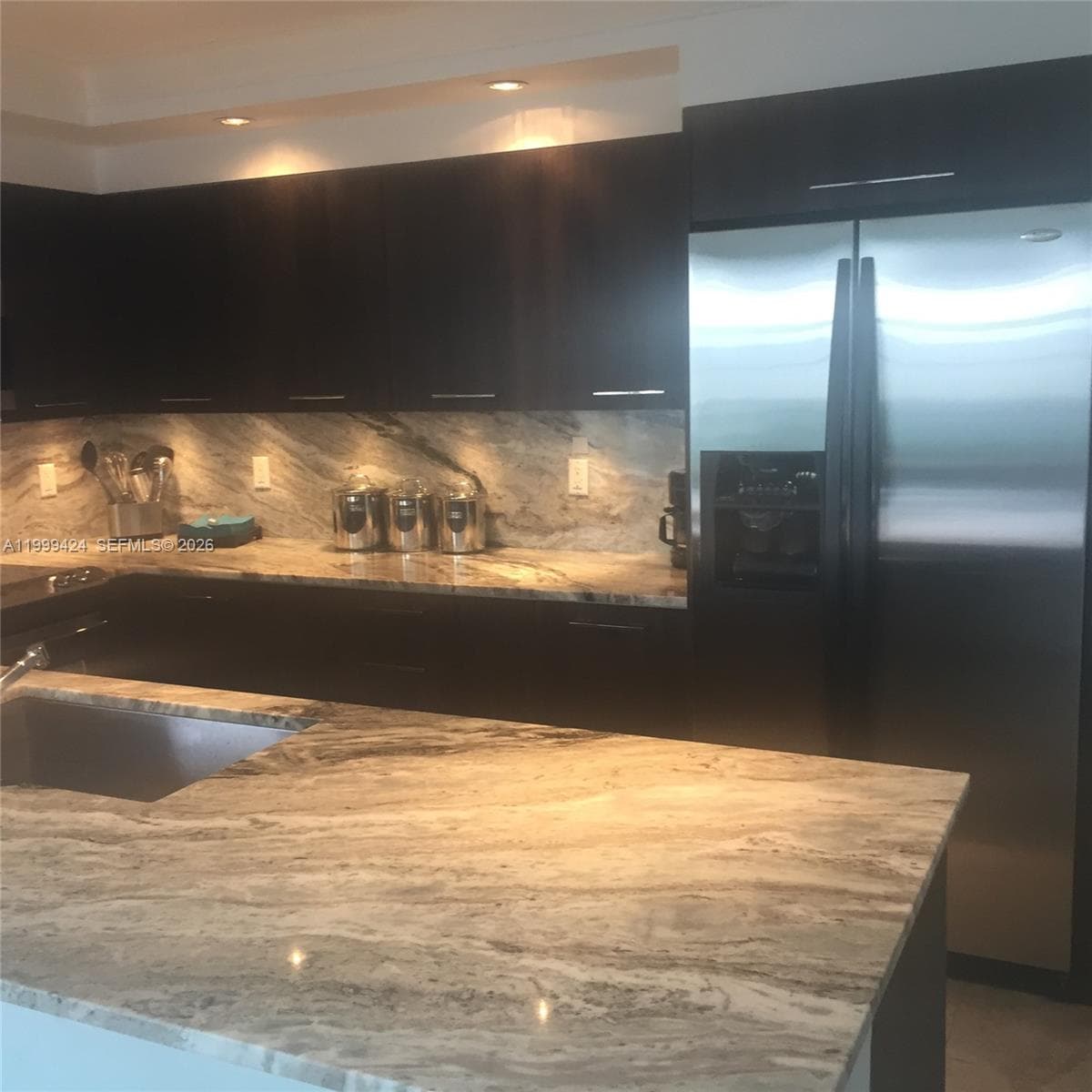 6917 Collins Ave 1002 photo 9